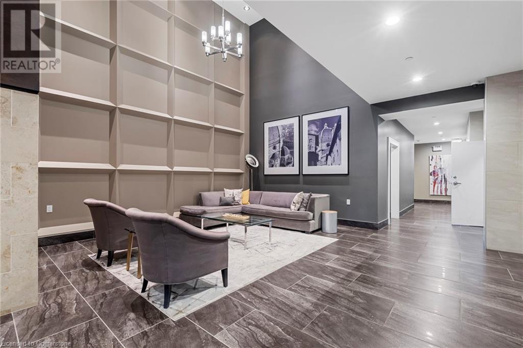 Photo 8 of 45 for 330 Ridout Street N Unit# 2301