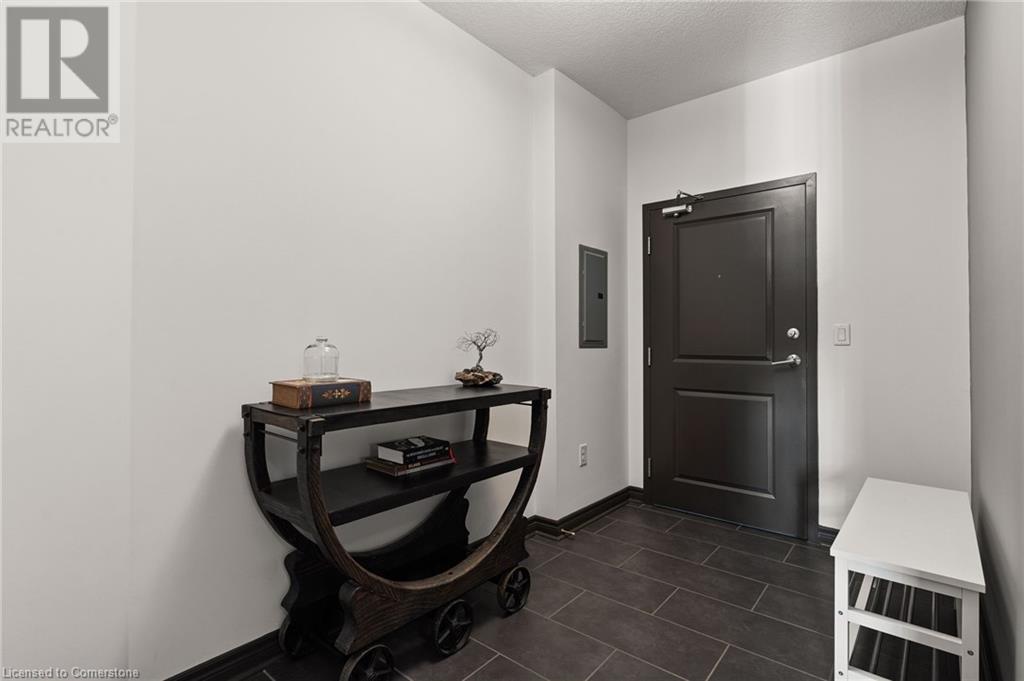 Photo 9 of 45 for 330 Ridout Street N Unit# 2301