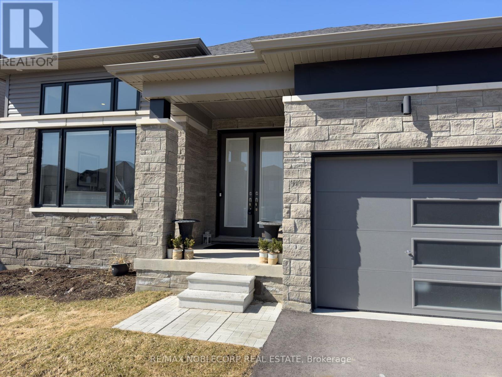 Property at 33 NICORT ROAD image 3