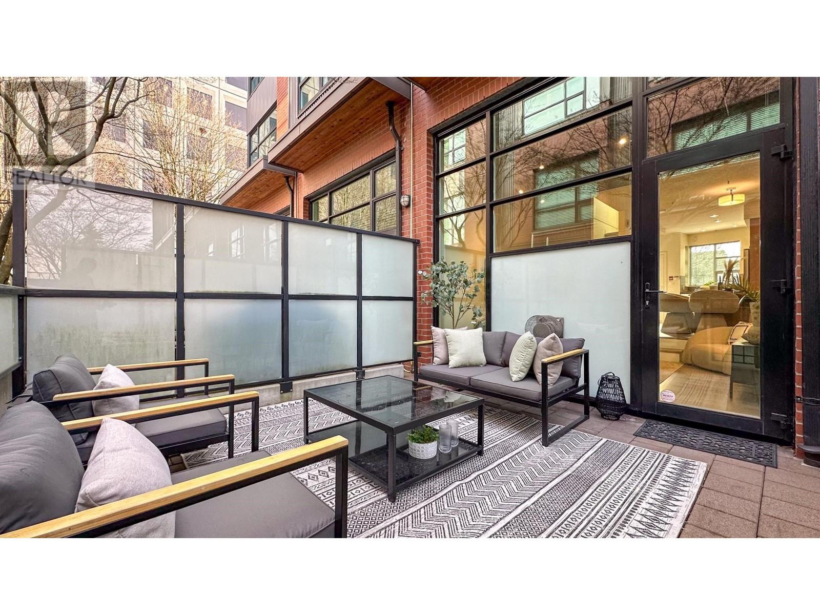 8890 Selkirk Street, Vancouver, British Columbia  V6P 4J8 - Photo 13 - R2985652