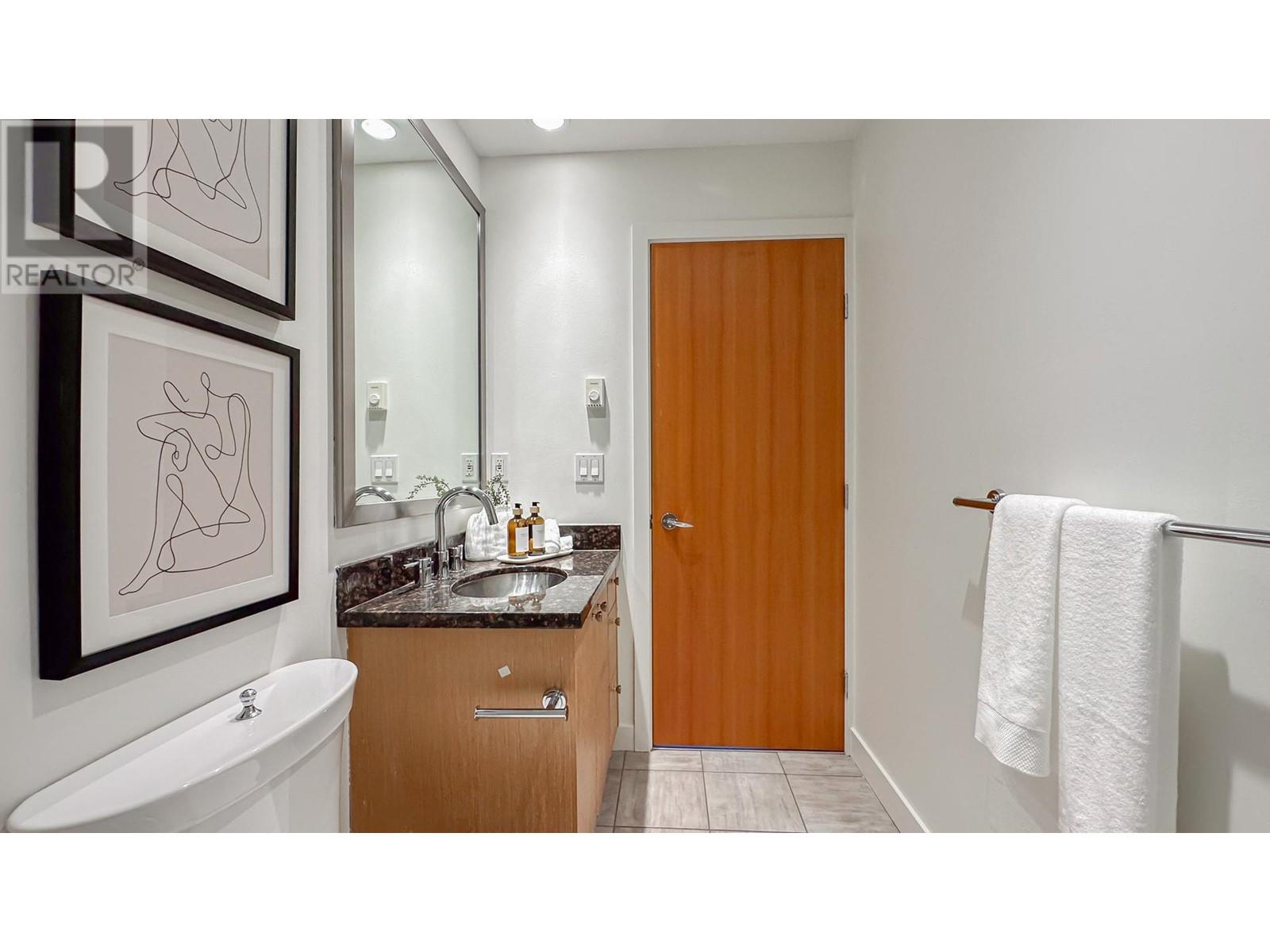 8890 Selkirk Street, Vancouver, British Columbia  V6P 4J8 - Photo 29 - R2985652