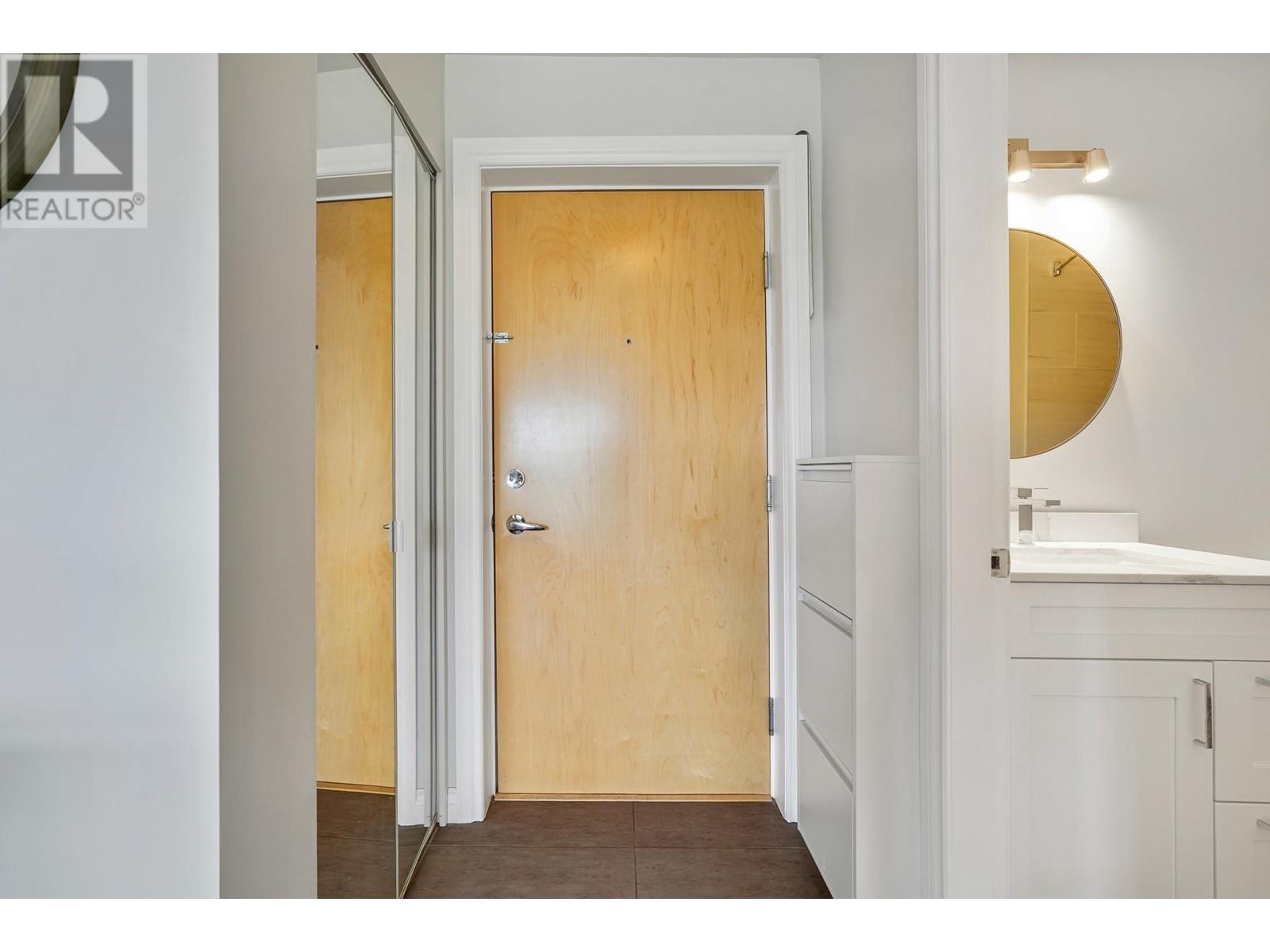 406 306 Sixth Street, New Westminster, British Columbia  V3L 0C9 - Photo 18 - R2985659