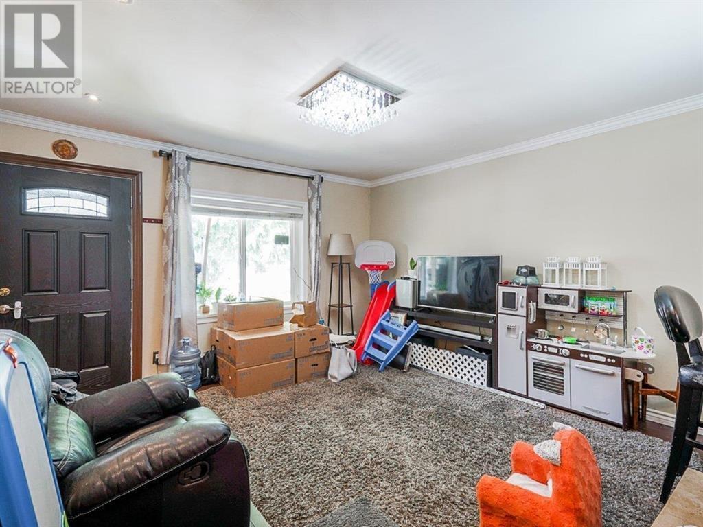 4702 Clarendon Street, Vancouver, British Columbia  V5R 3J1 - Photo 9 - R2985642