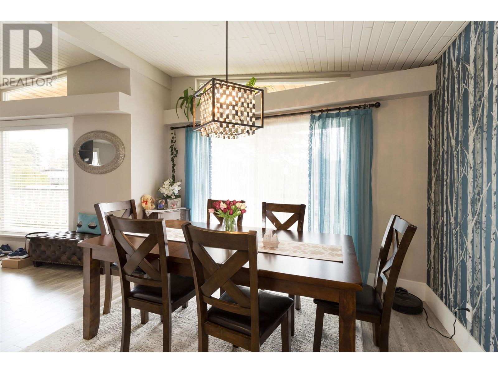 Property at 10711 SEAMOUNT ROAD image 5
