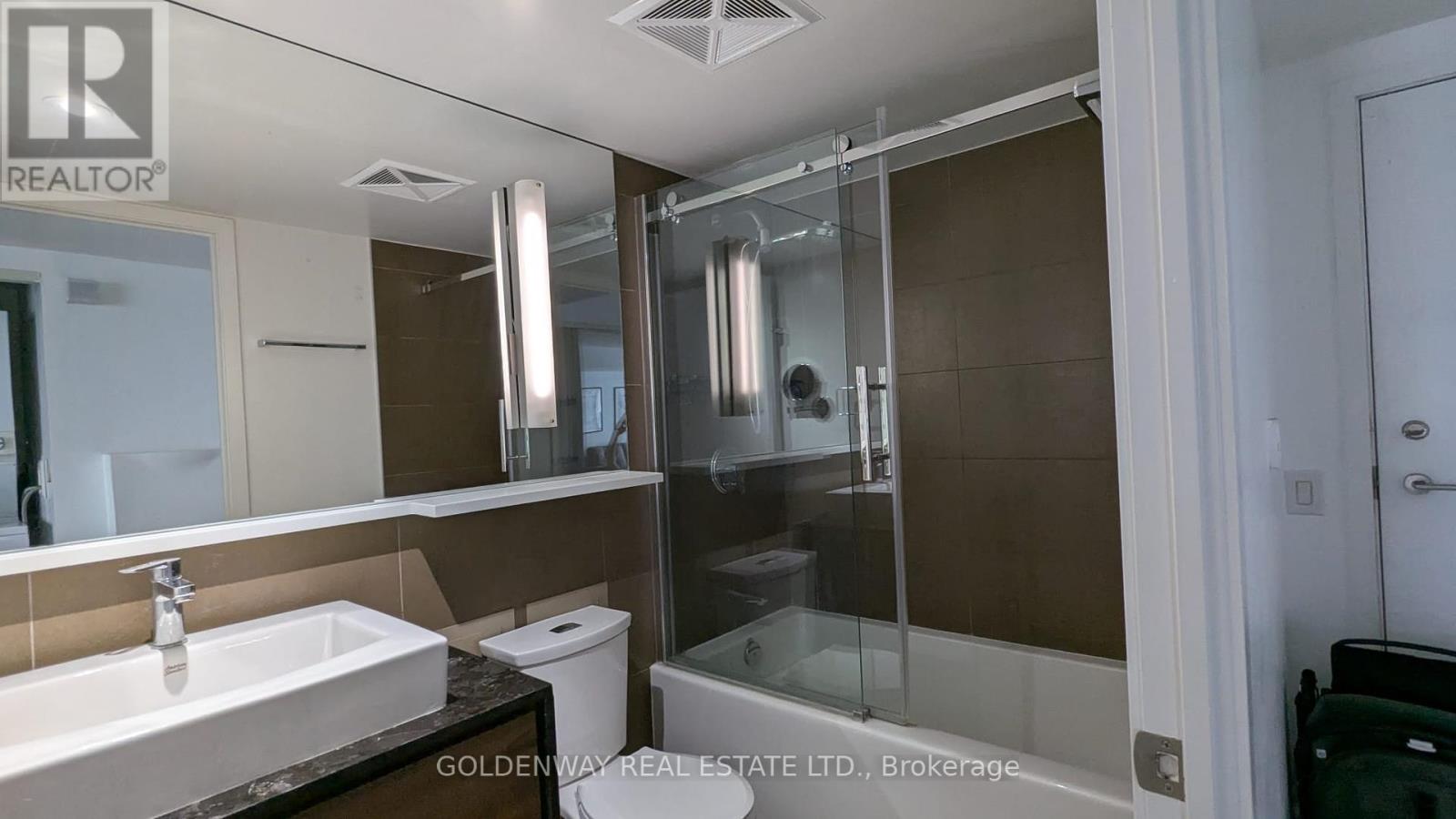 Property at 303 - 121 MCMAHON DRIVE image 4