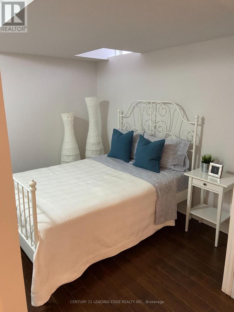 Bsmt - 8 Haverhill Terrace N, Aurora, Ontario  L4G 7R7 - Photo 3 - N12059037