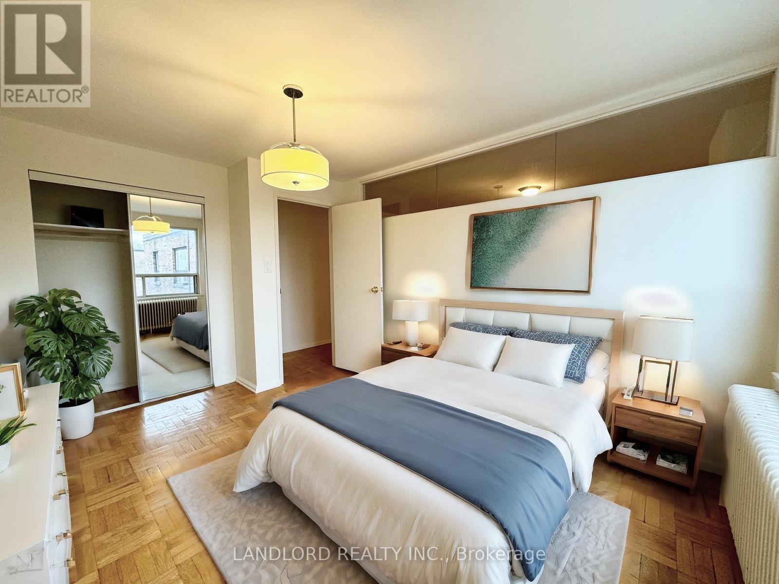 13 - 2696 Lake Shore Boulevard W, Toronto, Ontario  M8V 1G8 - Photo 7 - W12059022