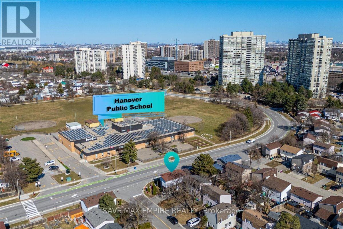 18 Hasting Square, Brampton, Ontario  L6S 2N8 - Photo 40 - W12059041