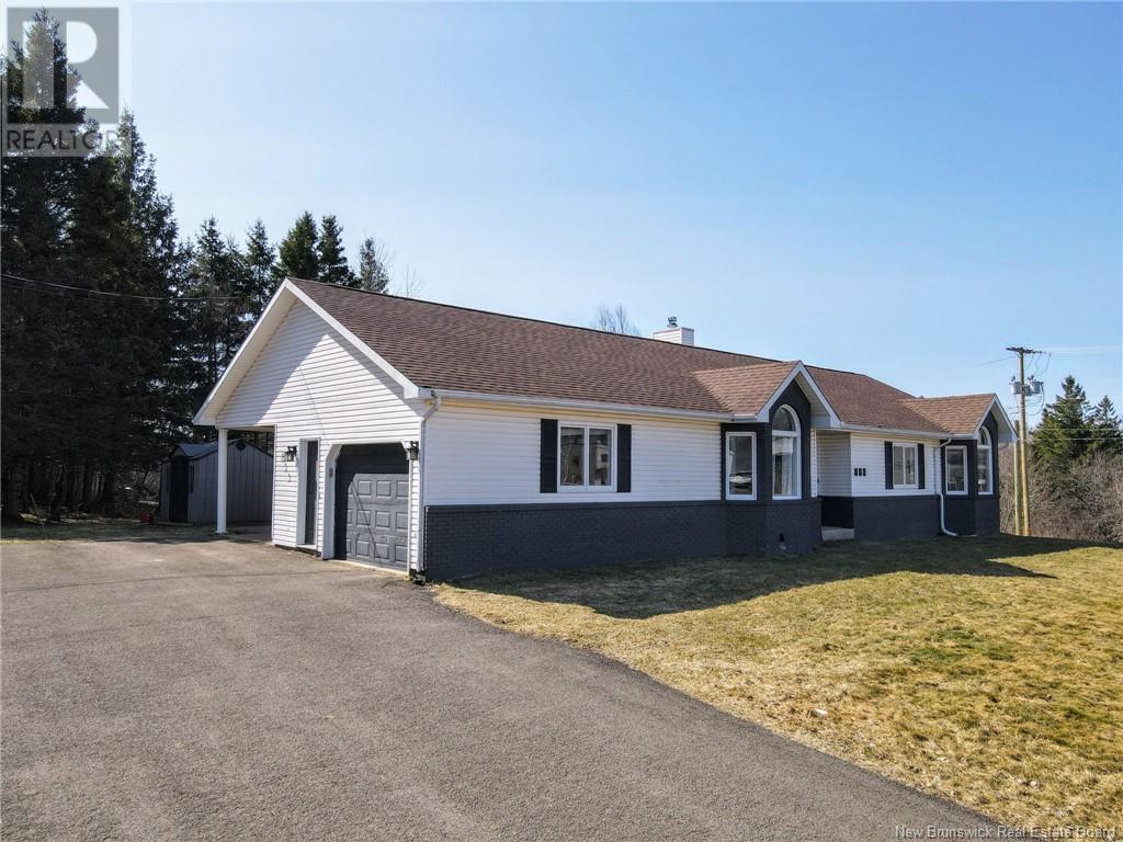 Property at 853 Melanson image 2