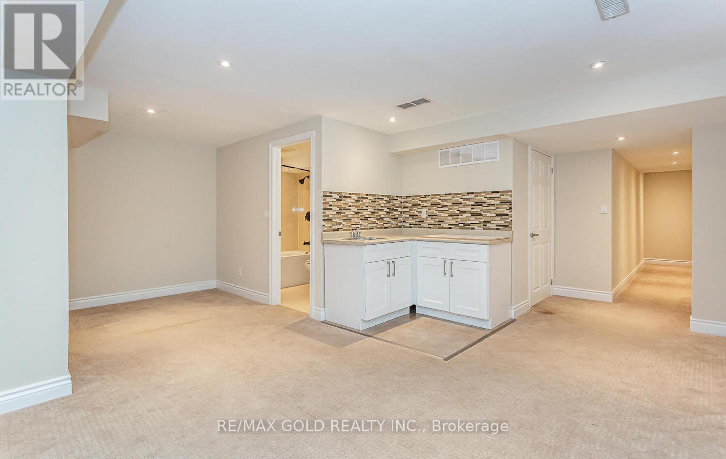 199 Summit Ridge Drive, Guelph, Ontario  N1E 0M1 - Photo 19 - X12059103