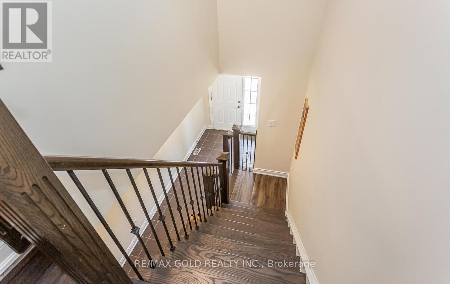 199 Summit Ridge Drive, Guelph, Ontario  N1E 0M1 - Photo 8 - X12059103