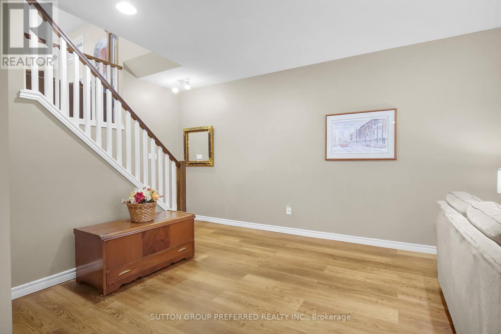 2039 Springridge Drive, London North, Ontario  N5X 0H1 - Photo 19 - X12059305