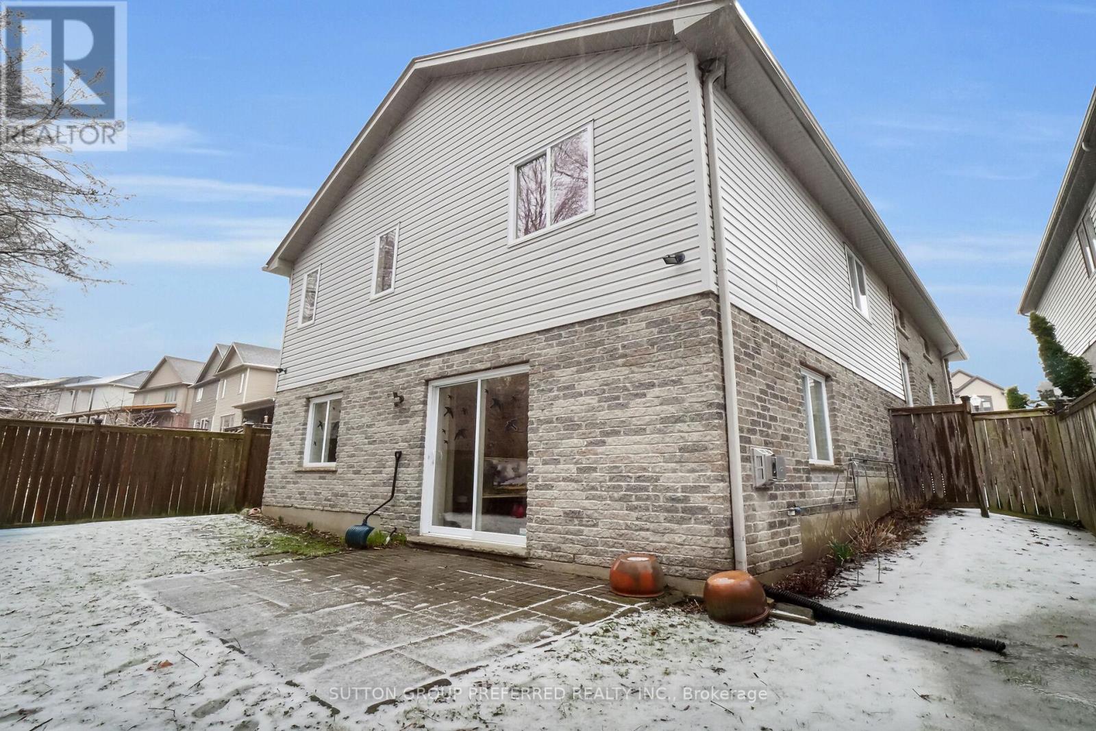 2039 Springridge Drive, London North, Ontario  N5X 0H1 - Photo 33 - X12059305