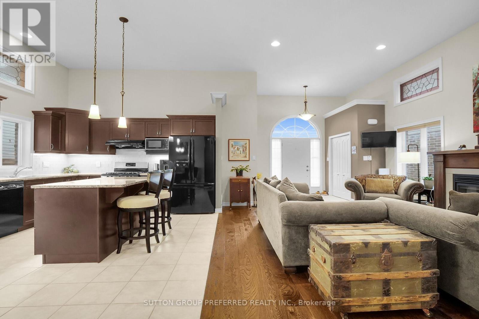 2039 Springridge Drive, London North, Ontario  N5X 0H1 - Photo 8 - X12059305