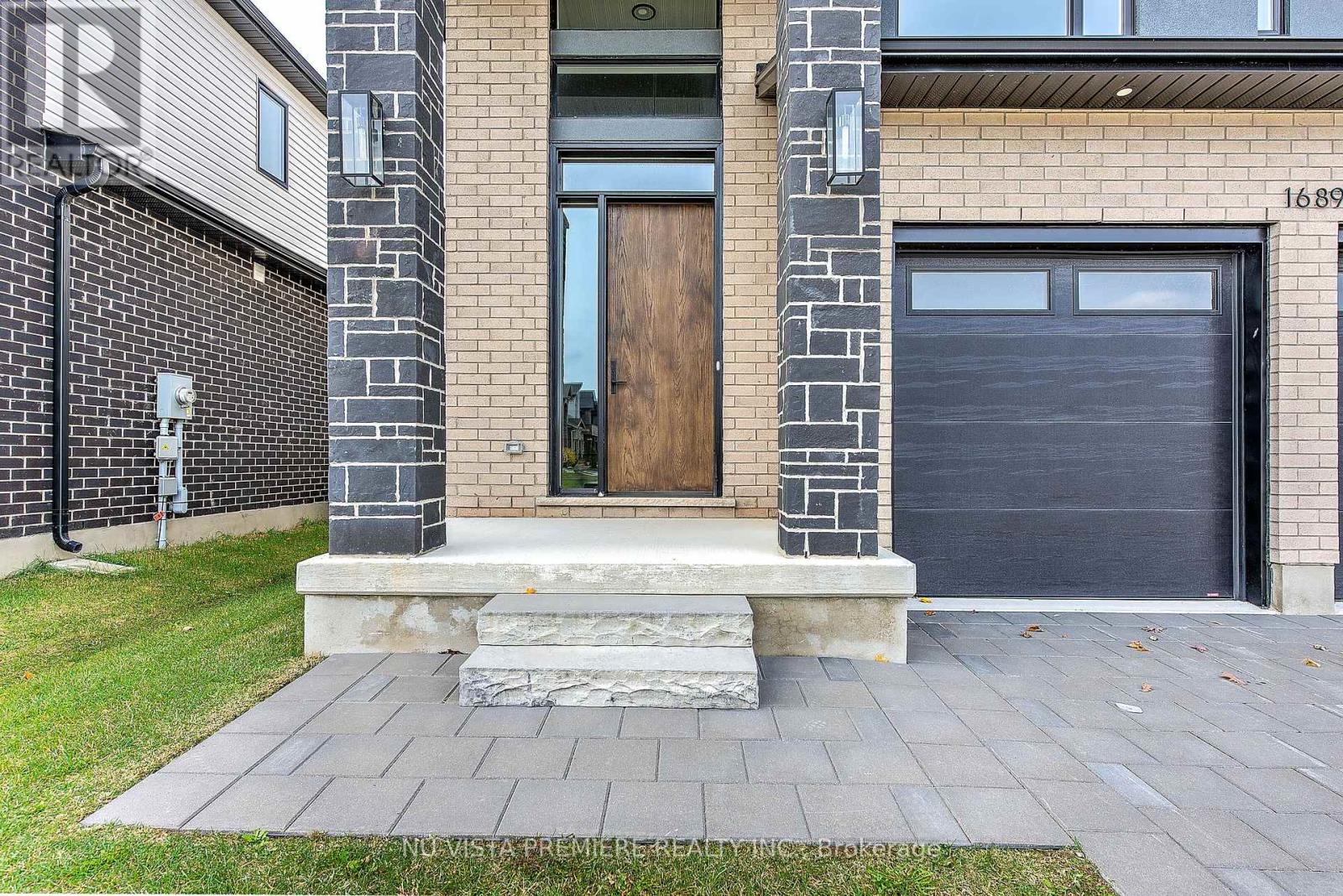 1689 Brayford Avenue, London, Ontario  N6K 0H1 - Photo 3 - X12059362