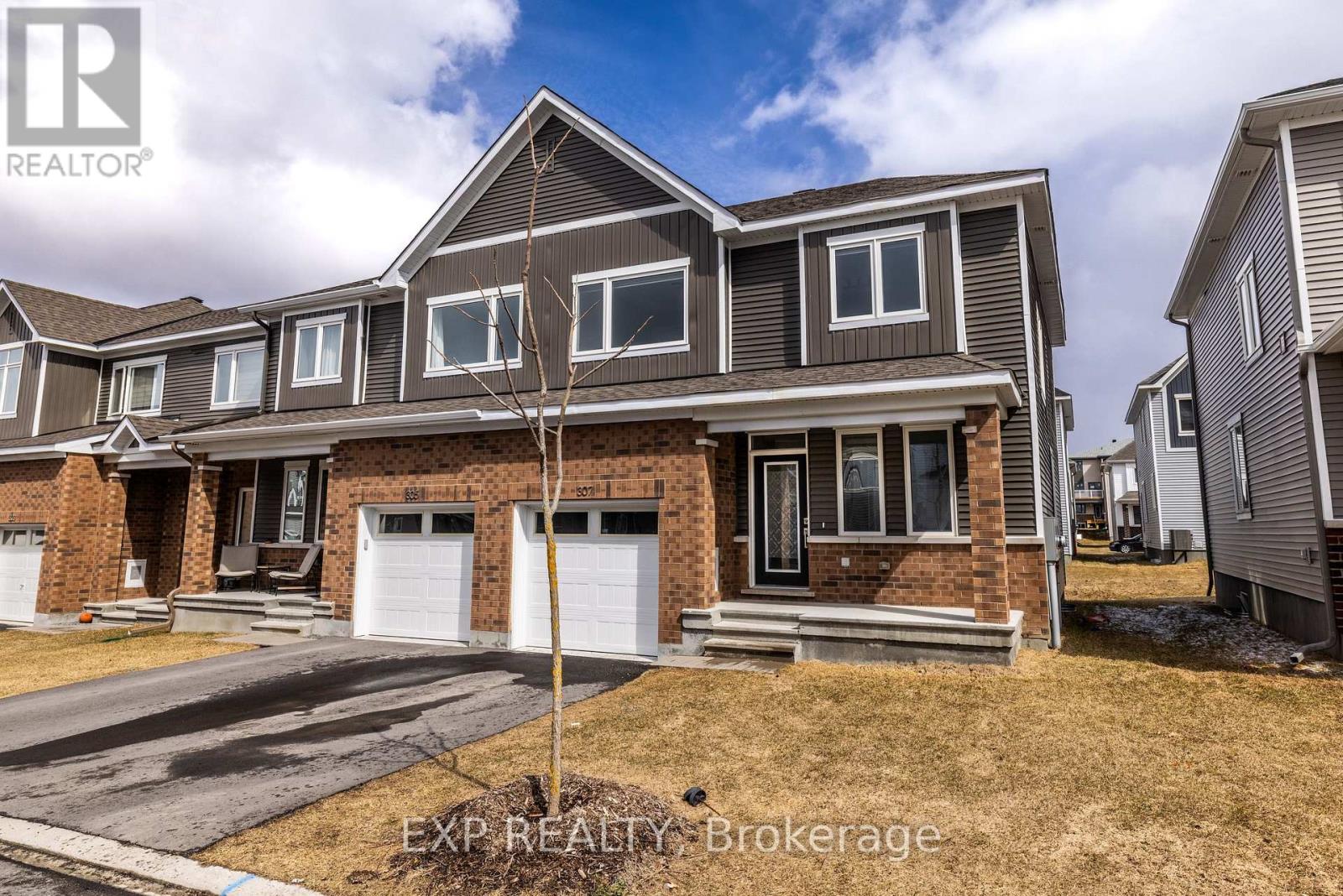Property at 307 CANADENSIS LANE image 3
