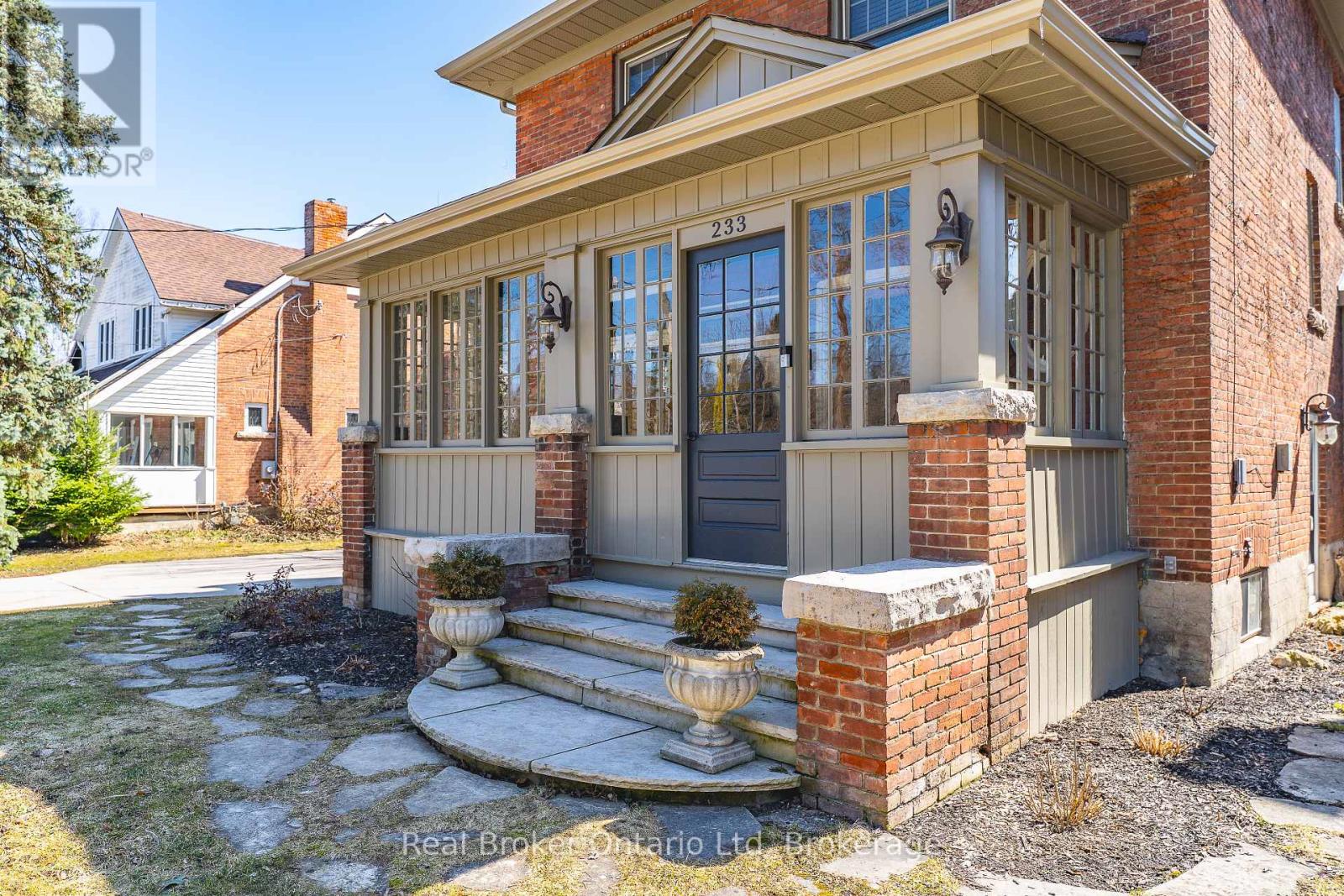 233 4th A Street E, Owen Sound, Ontario  N4K 1A7 - Photo 4 - X11994862