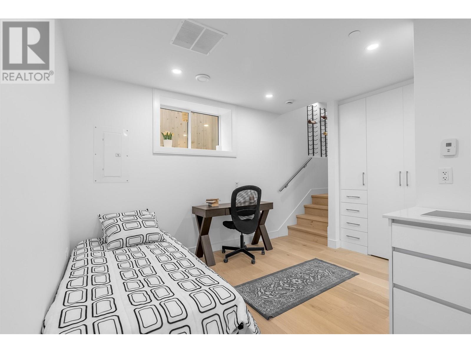 3511 Triumph Street, Vancouver, British Columbia  V5K 1V2 - Photo 15 - R2985660