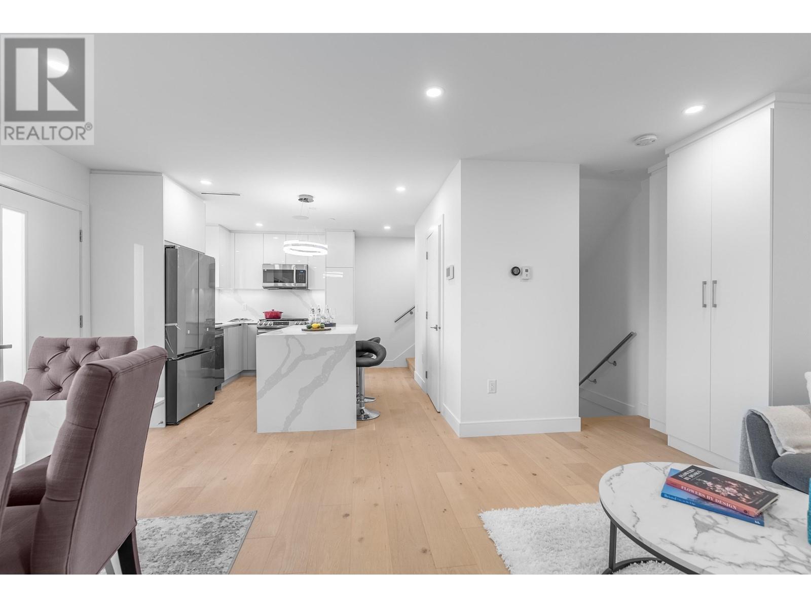 3511 Triumph Street, Vancouver, British Columbia  V5K 1V2 - Photo 11 - R2985660