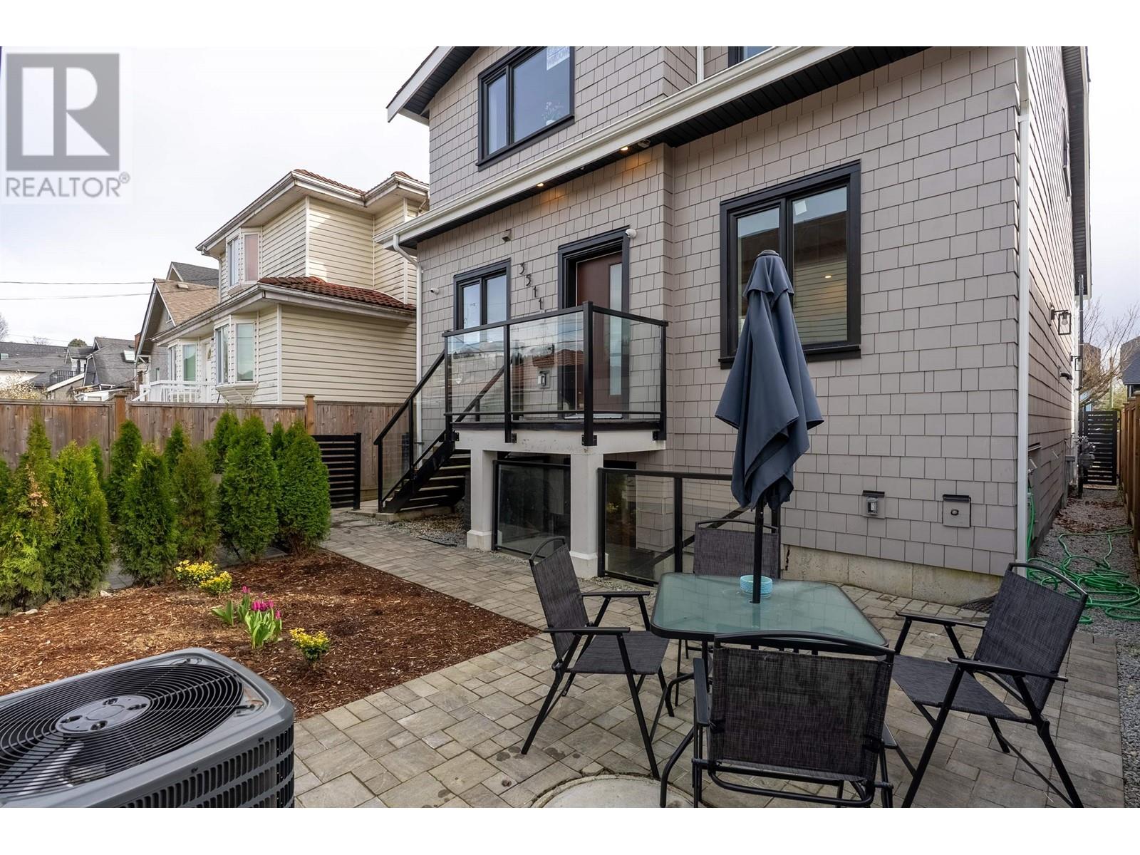 3511 Triumph Street, Vancouver, British Columbia  V5K 1V2 - Photo 5 - R2985660