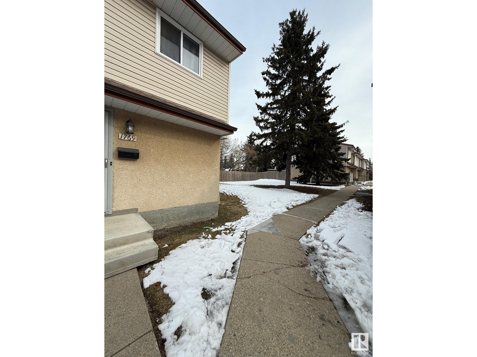 Property at 1769 LAKEWOOD S NW image