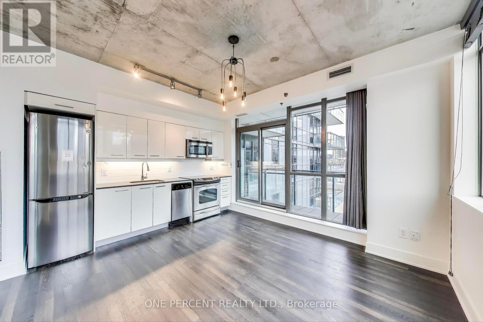 601 - 90 Trinity Street, Toronto, Ontario  M5A 0E4 - Photo 3 - C12059182