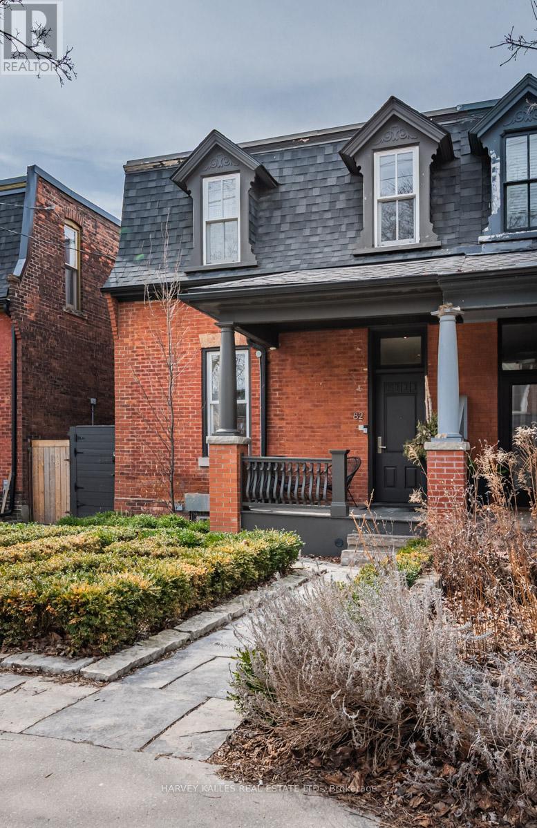 Property at 82 ROBERT STREET image 3