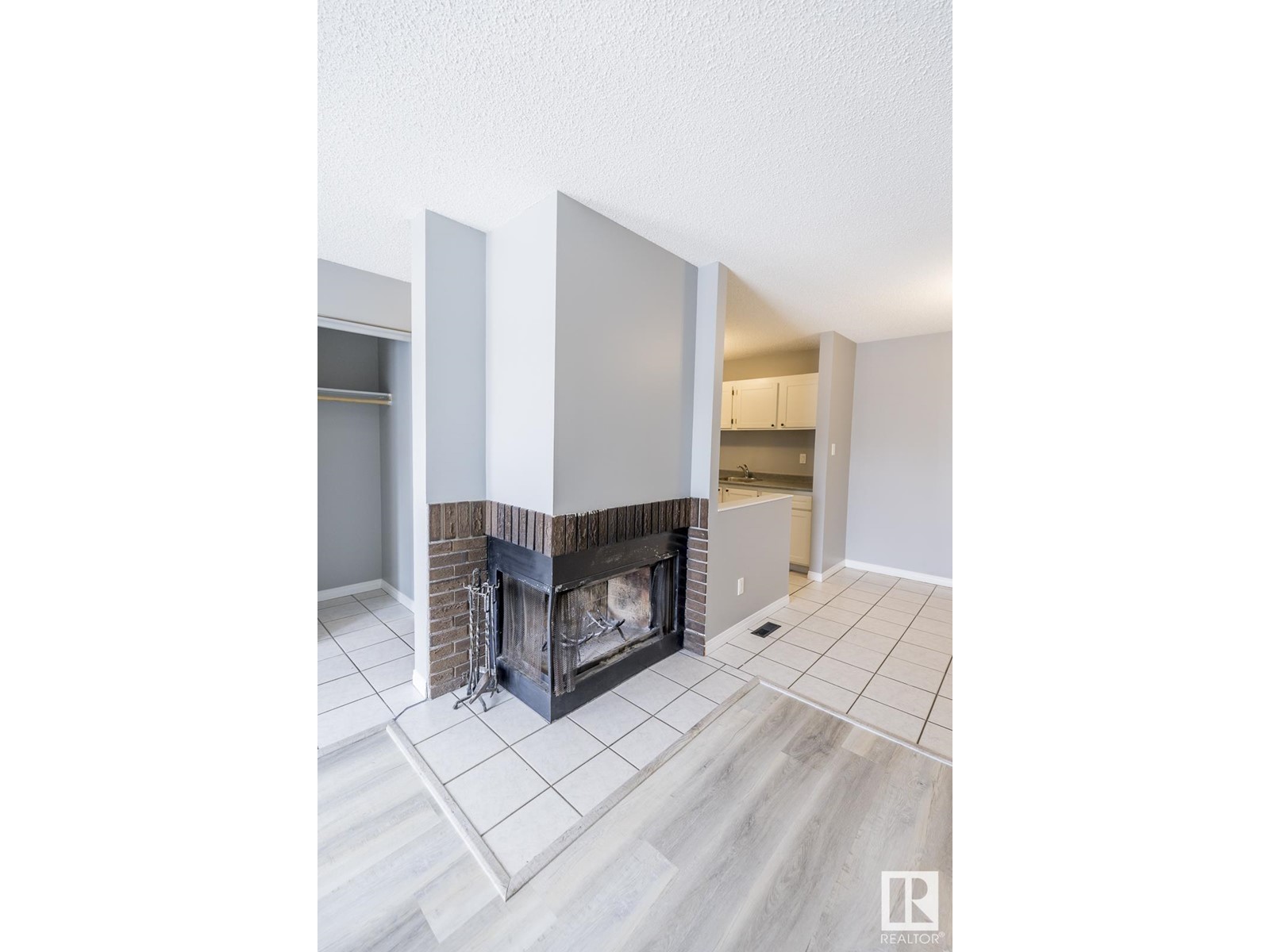 Property at #13 14620 26 ST NW NW image 5
