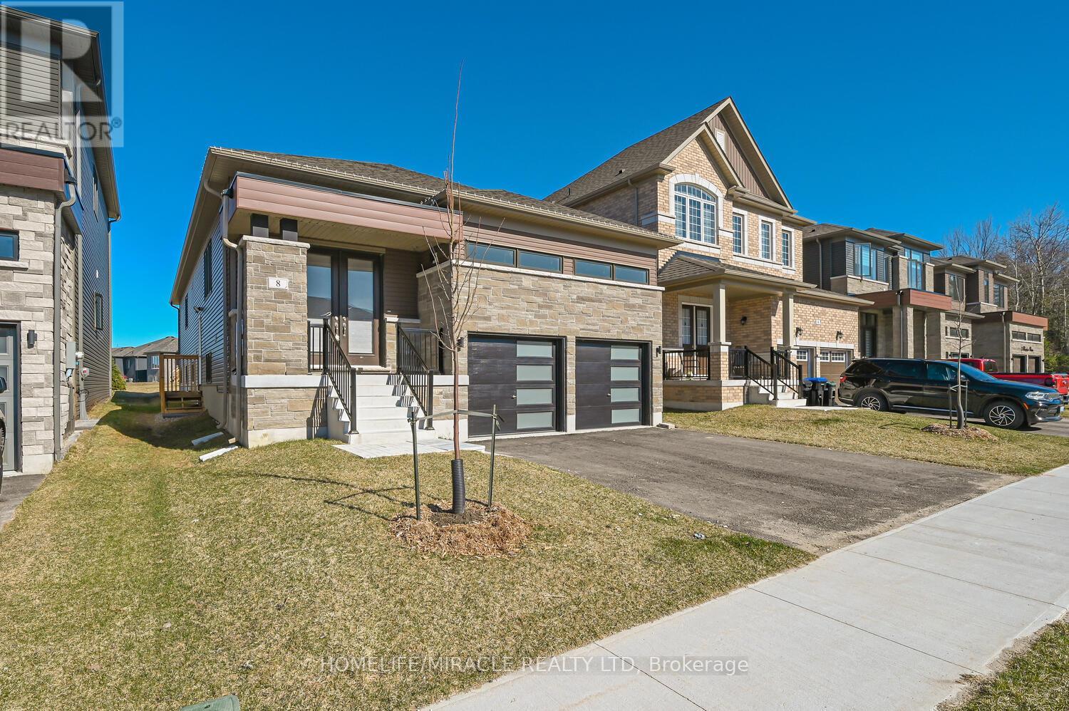 Property at 8 BEATRICE DRIVE image 2