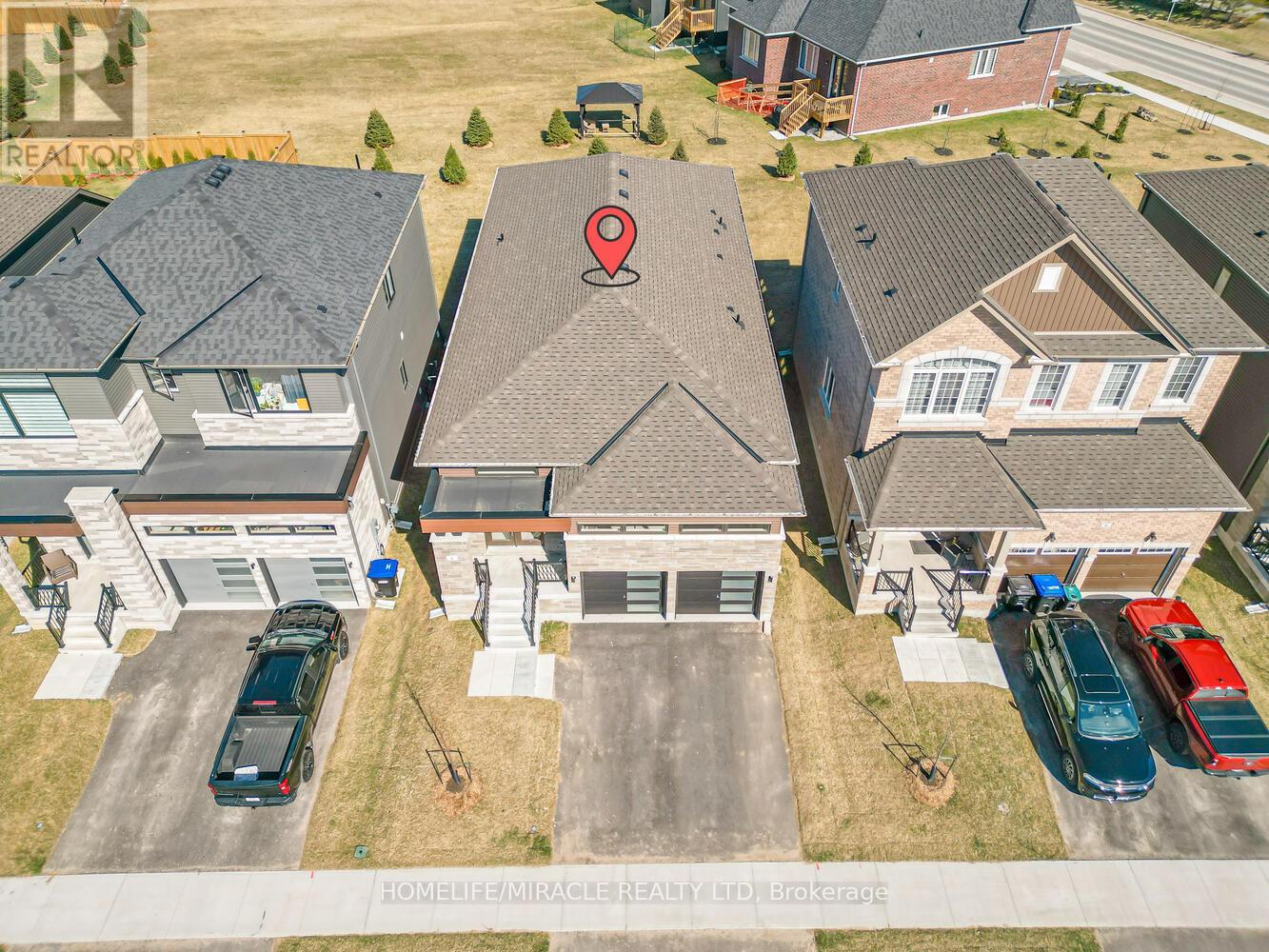 Property at 8 BEATRICE DRIVE image 3