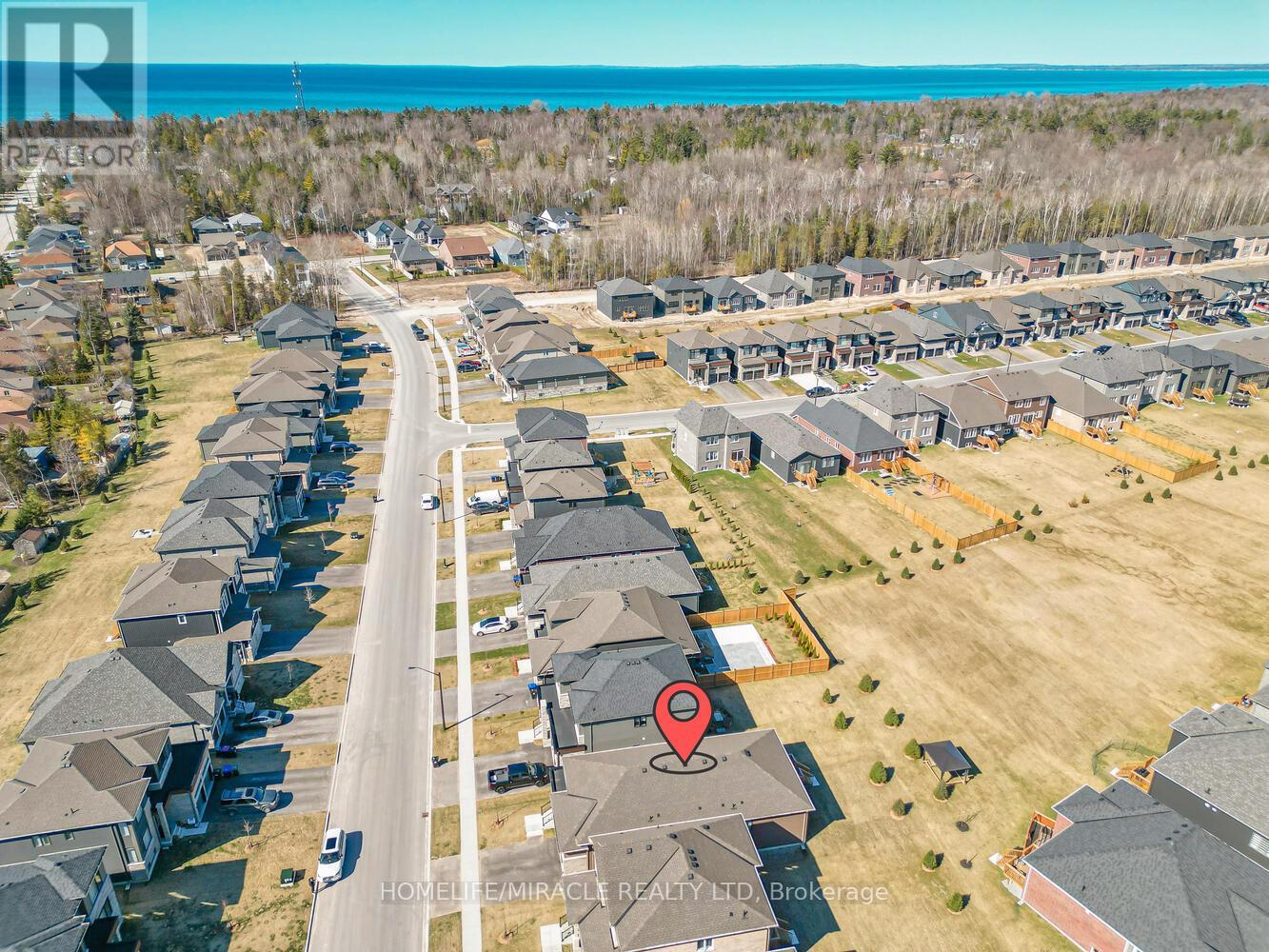 Property at 8 BEATRICE DRIVE image 4