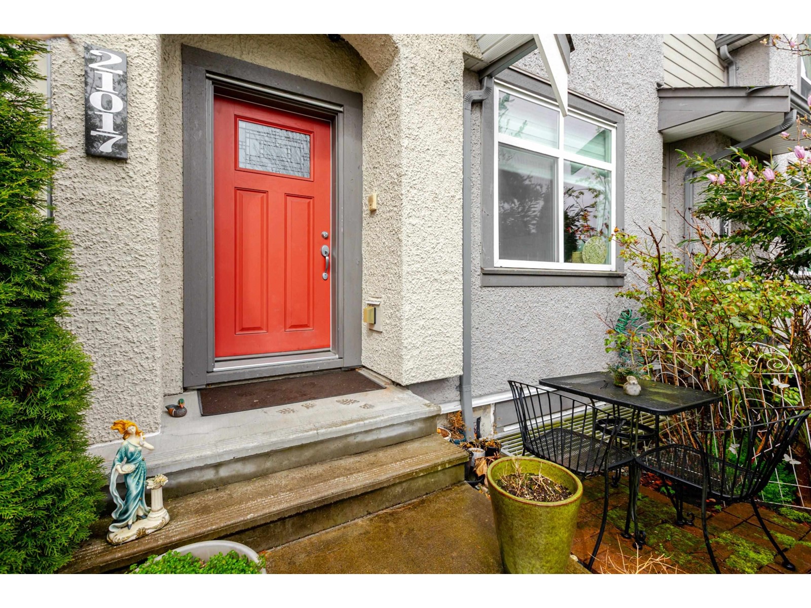 Property at 21017 80 AVENUE image 3
