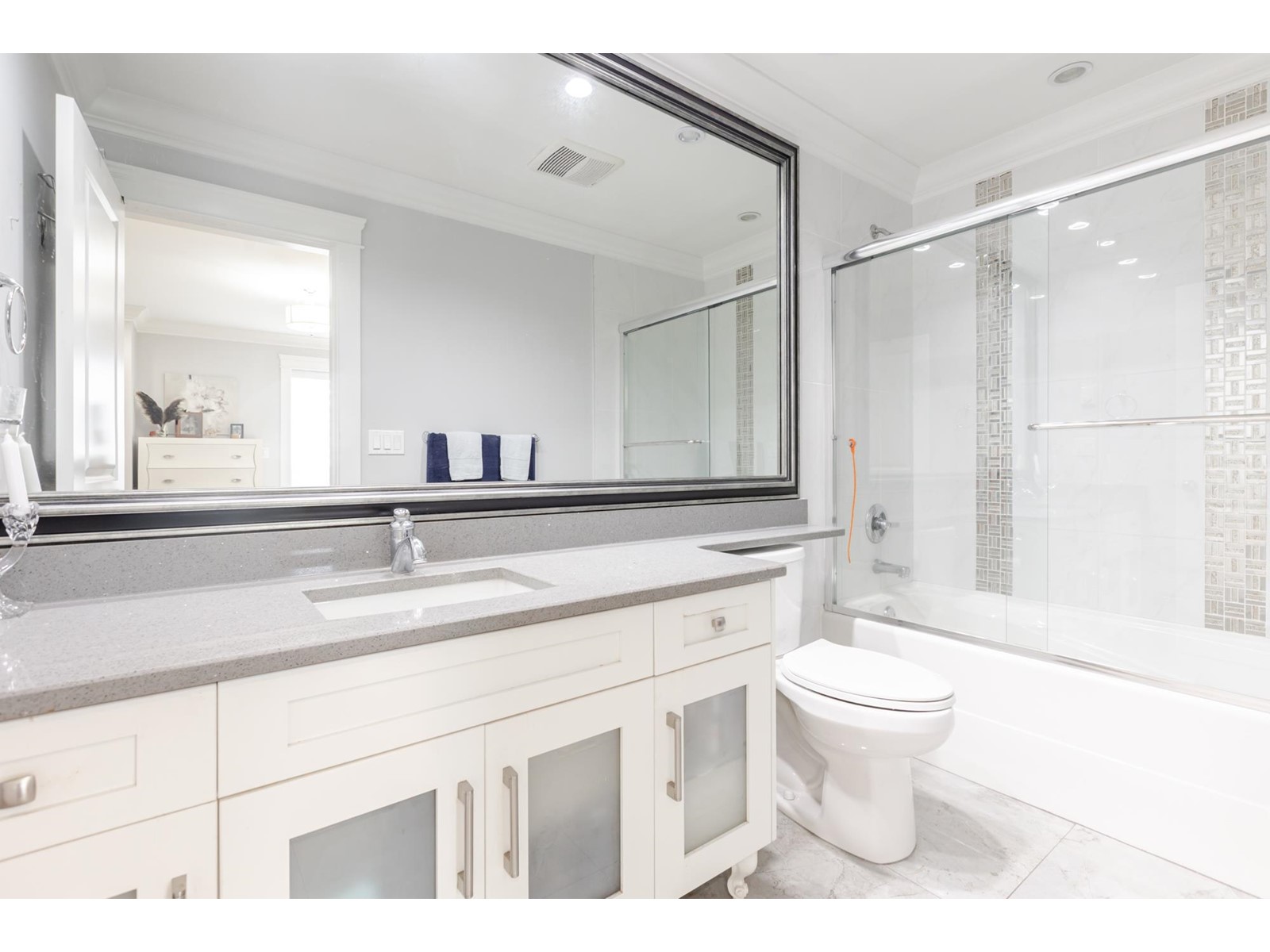 21017 80 Avenue, Langley, British Columbia  V2Y 0J4 - Photo 26 - R2983341