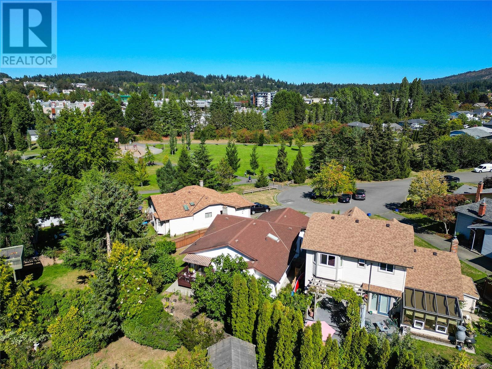 4372 Vanguard Pl, Saanich, British Columbia  V8Z 6X3 - Photo 43 - 985809