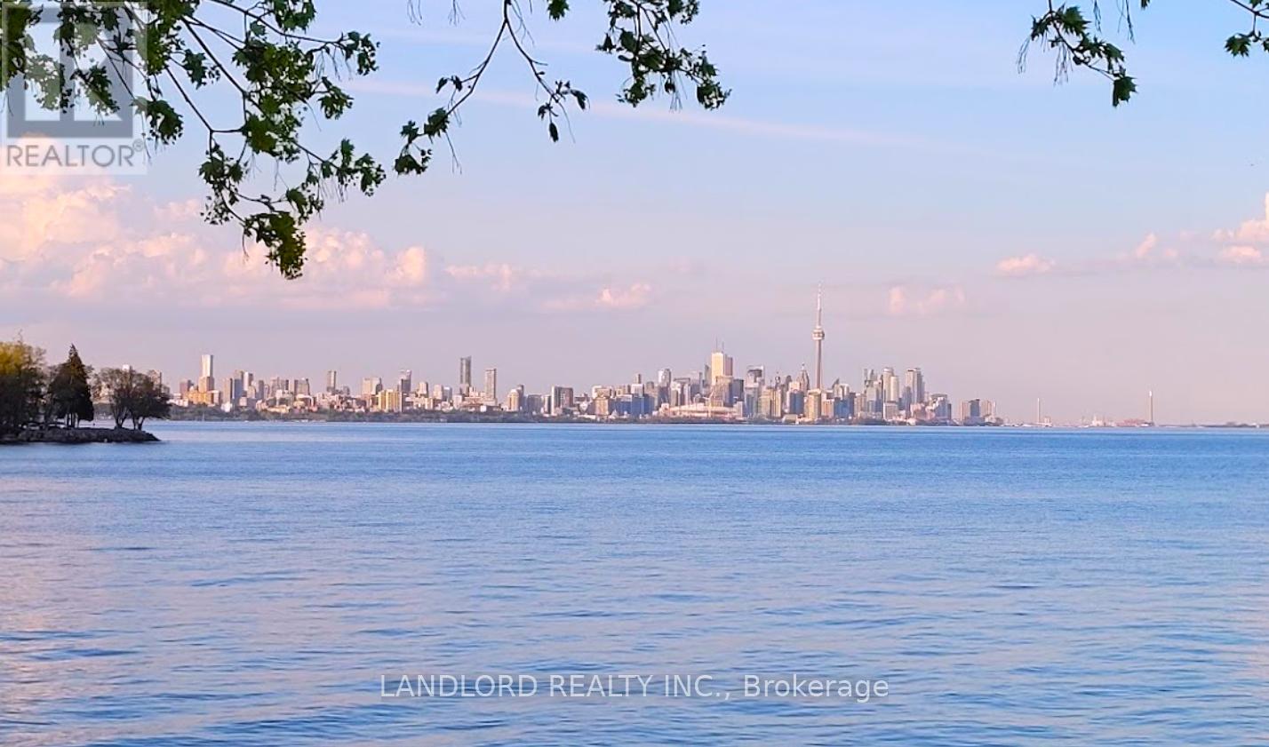 4 - 2696 Lake Shore Boulevard W, Toronto (Mimico), Ontario  M8V 1G8 - Photo 12 - W12059148