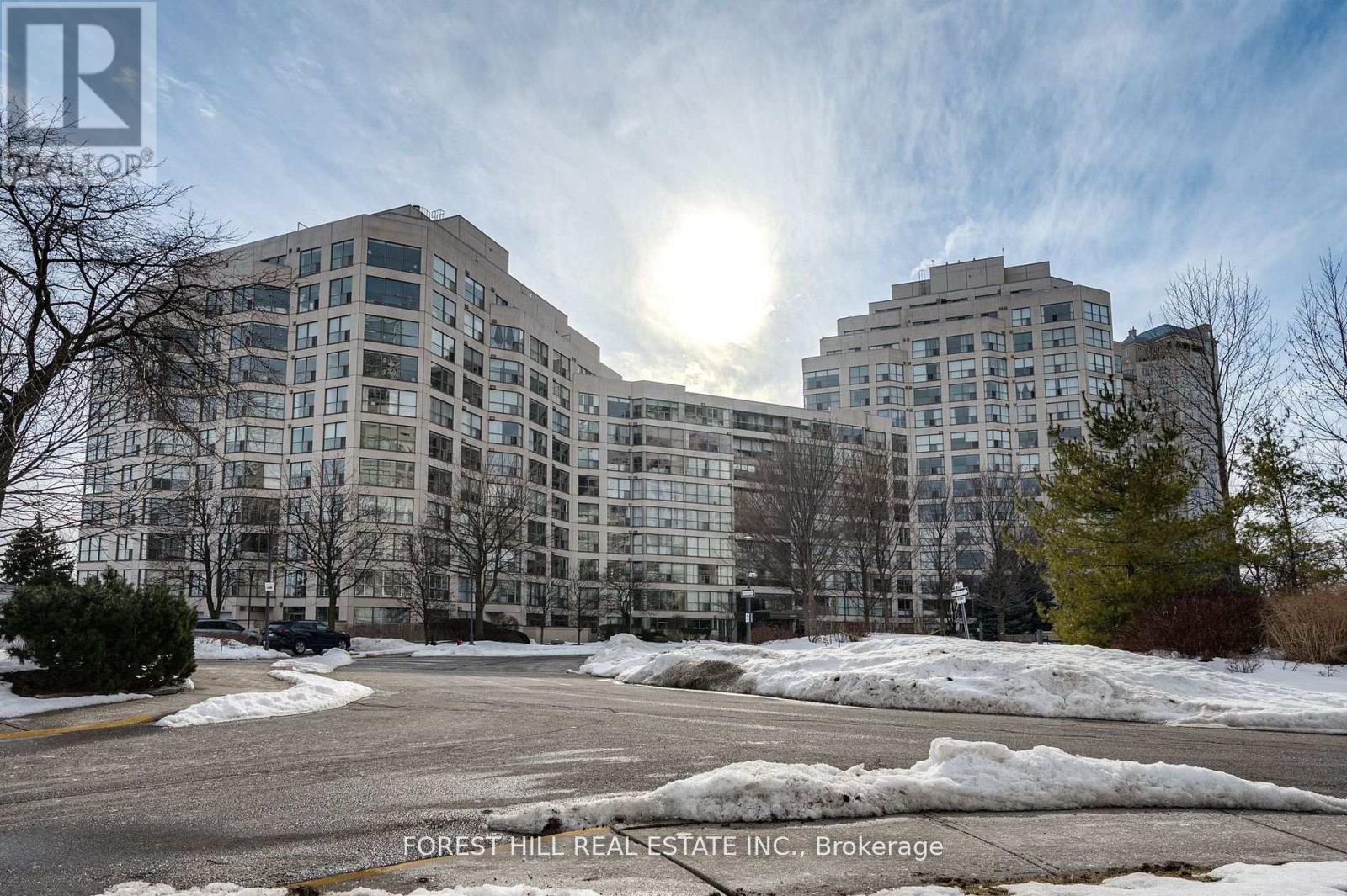 707 - 2267 Lakeshore Boulevard W, Toronto, Ontario  M8V 3X2 - Photo 2 - W12059320