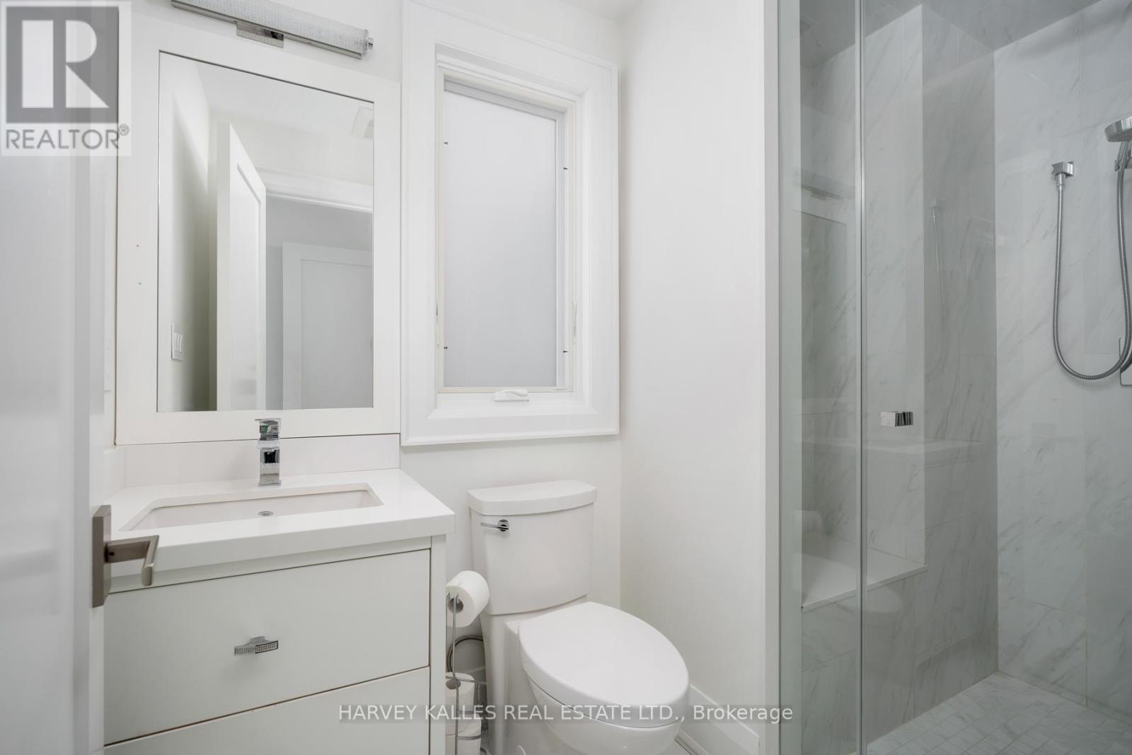 313 Hillhurst Boulevard, Toronto (Englemount-Lawrence), Ontario  M6B 1M9 - Photo 19 - C12051903