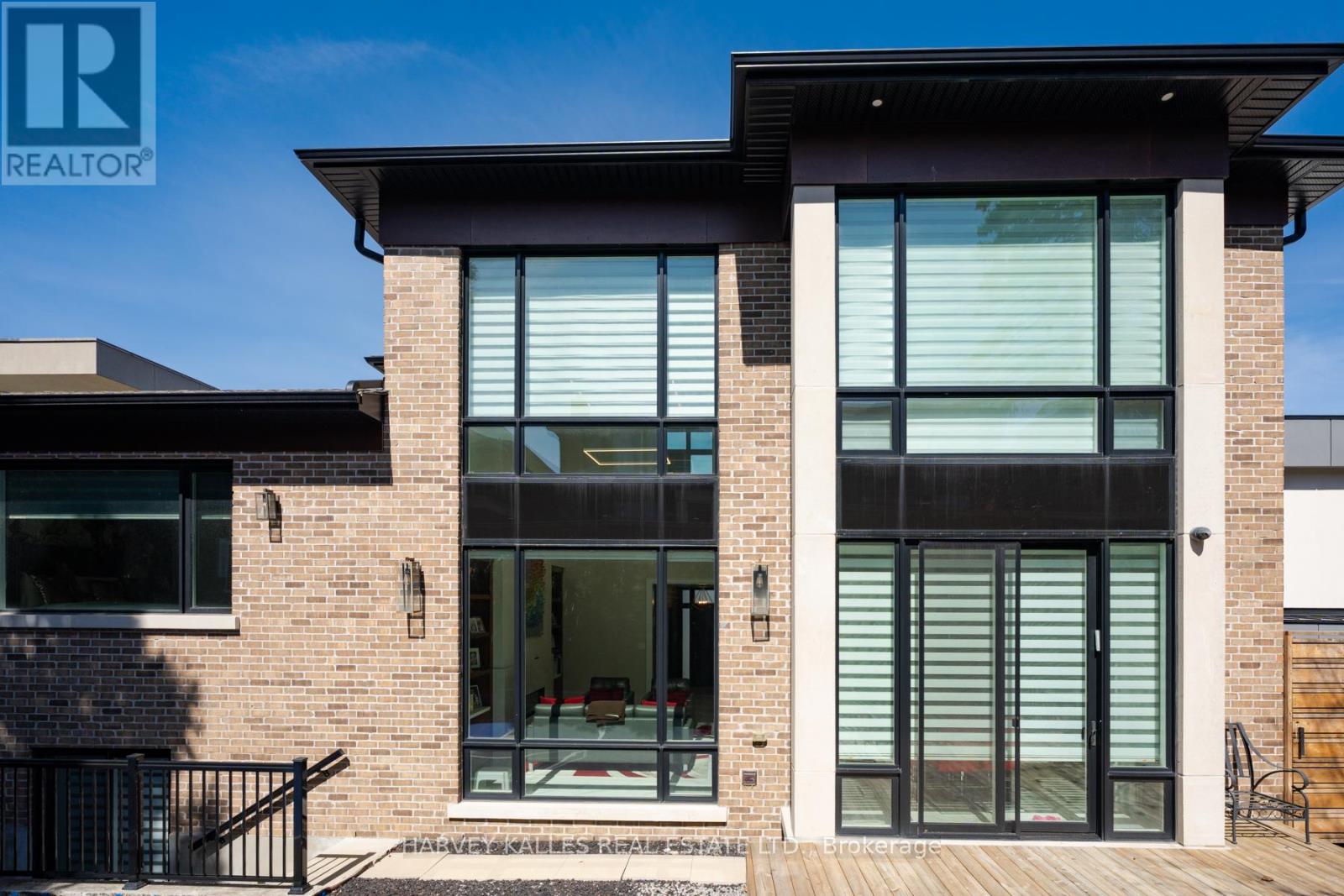 313 Hillhurst Boulevard, Toronto (Englemount-Lawrence), Ontario  M6B 1M9 - Photo 40 - C12051903