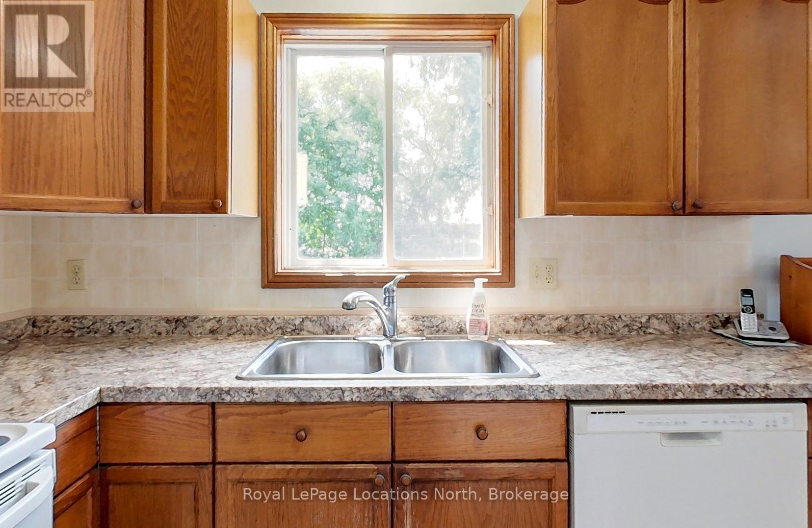 7 Albery Court, Meaford, Ontario  N4L 1J8 - Photo 25 - X12059470