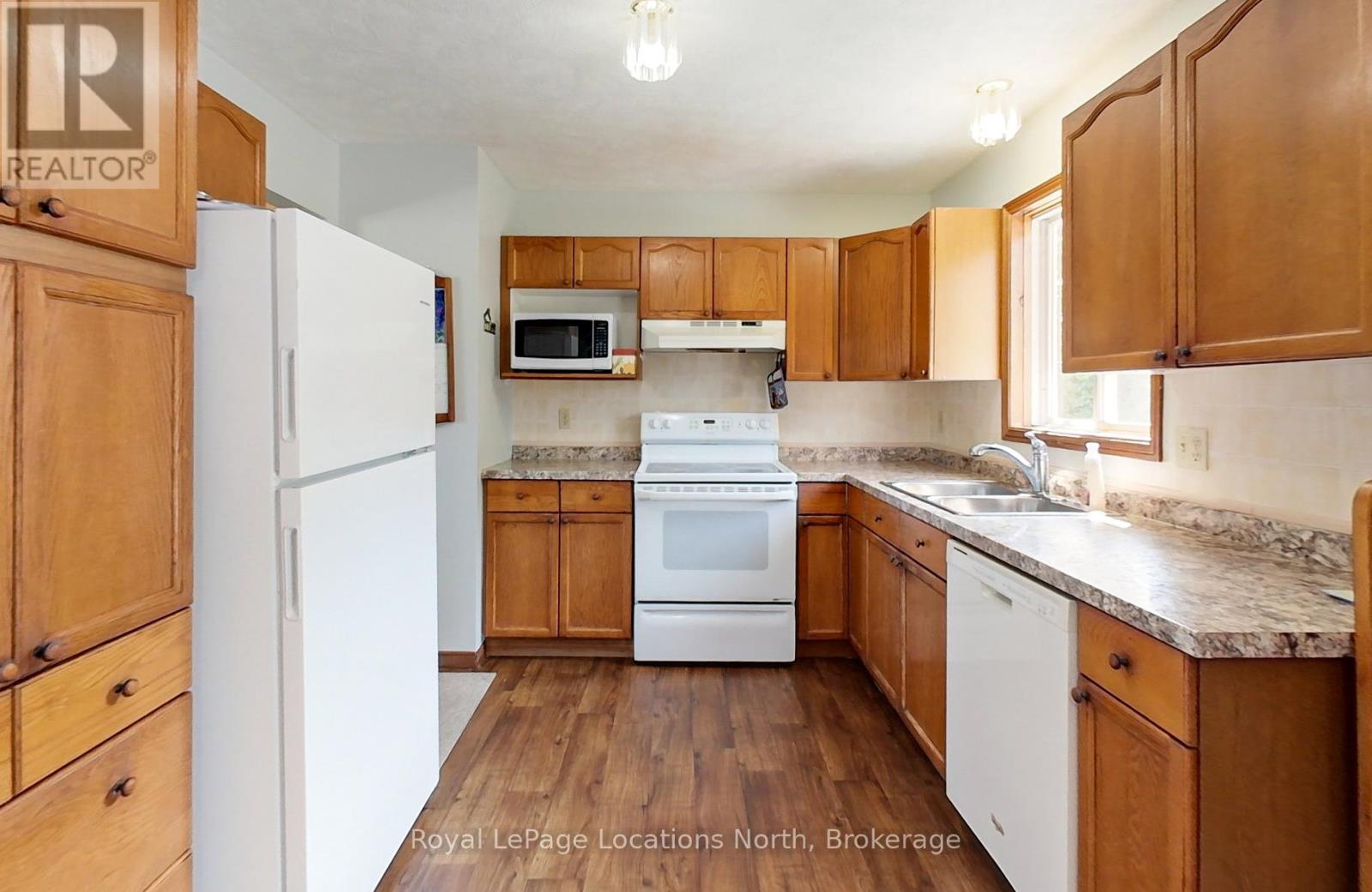 7 Albery Court, Meaford, Ontario  N4L 1J8 - Photo 26 - X12059470