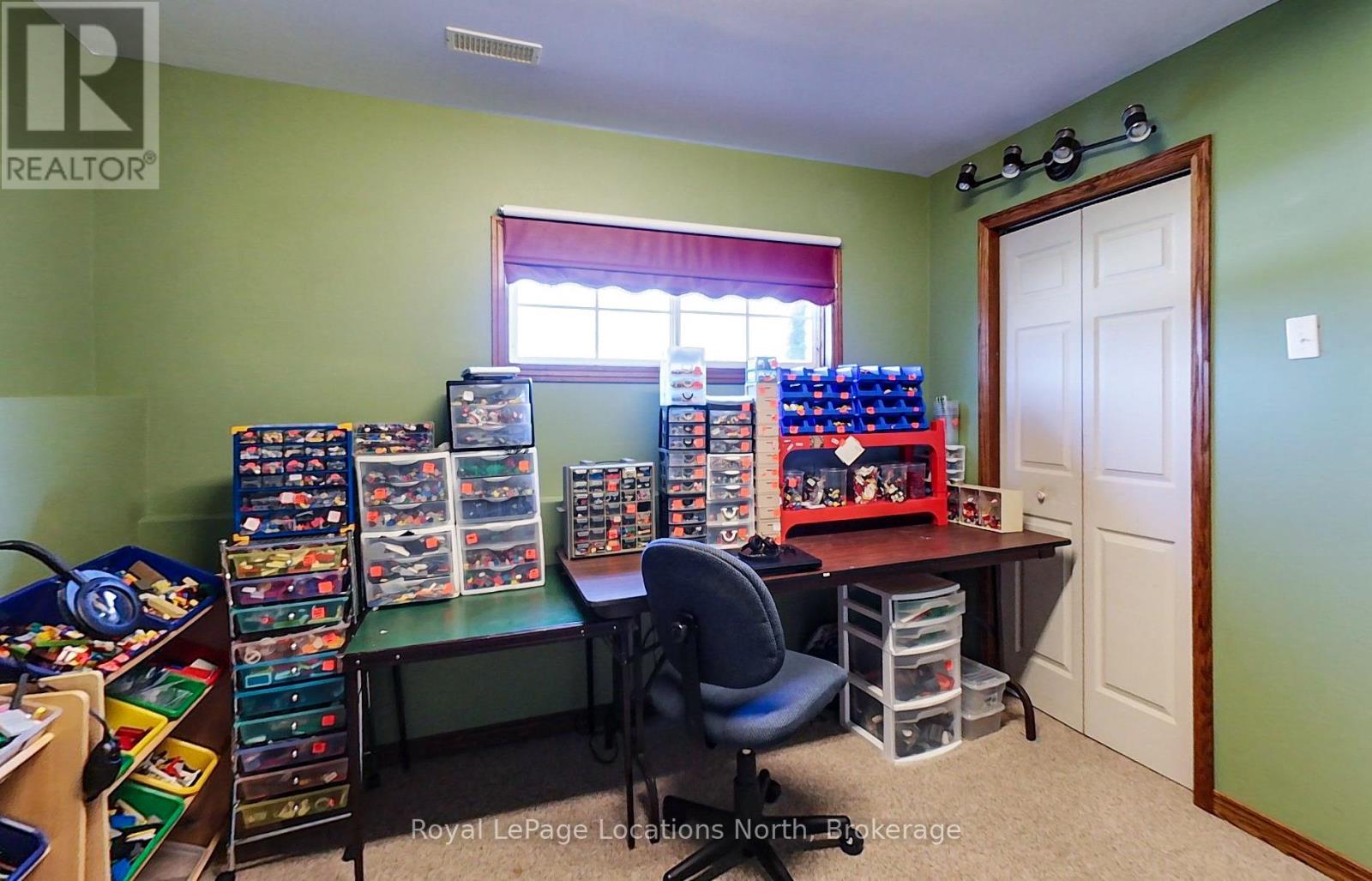 7 Albery Court, Meaford, Ontario  N4L 1J8 - Photo 36 - X12059470