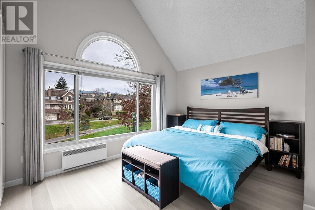 202 223 E Keith Road, North Vancouver, British Columbia  V7L 1V4 - Photo 3 - R2985669