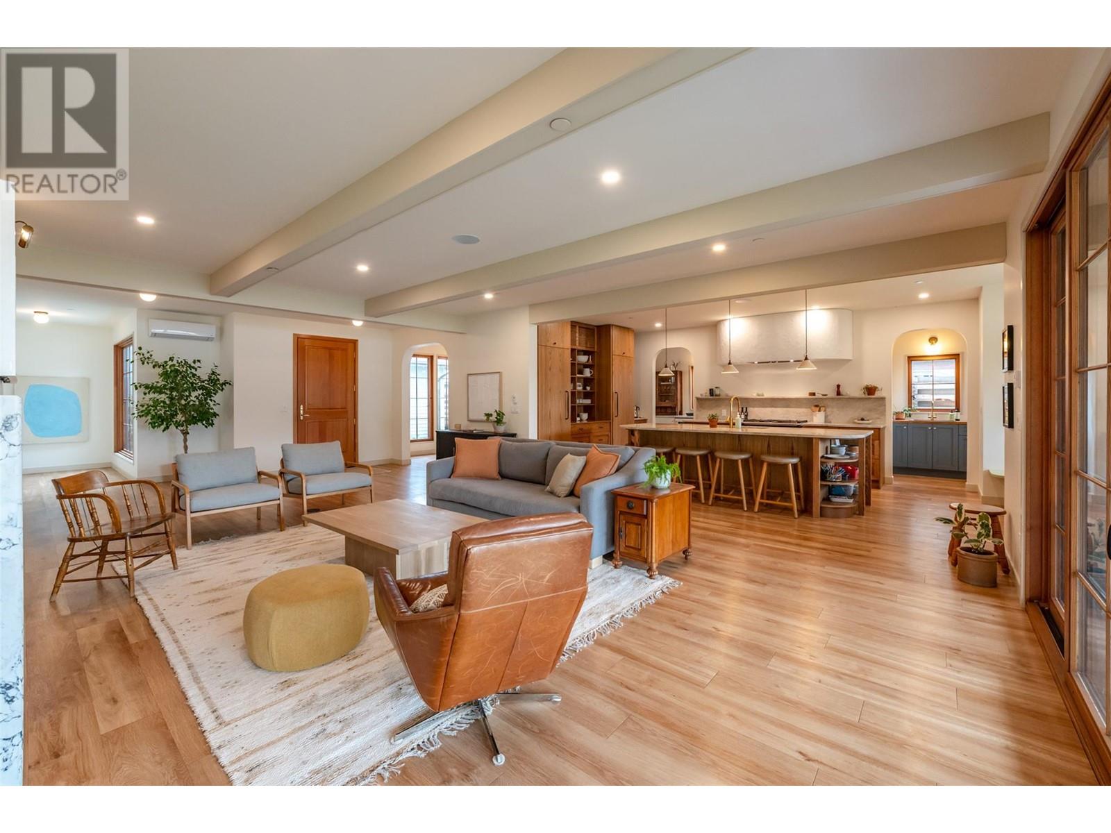 Property at 886 Lighthouse Landing image 3