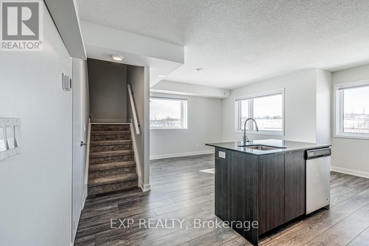 104 - 1135 Cooke Boulevard, Burlington, Ontario  L7T 0C3 - Photo 15 - W12059407