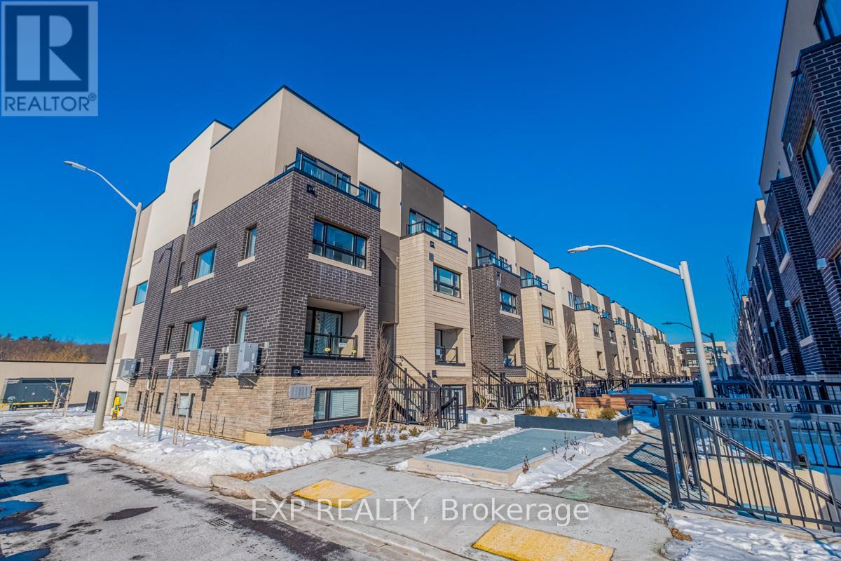 104 - 1135 Cooke Boulevard, Burlington, Ontario  L7T 0C3 - Photo 2 - W12059407