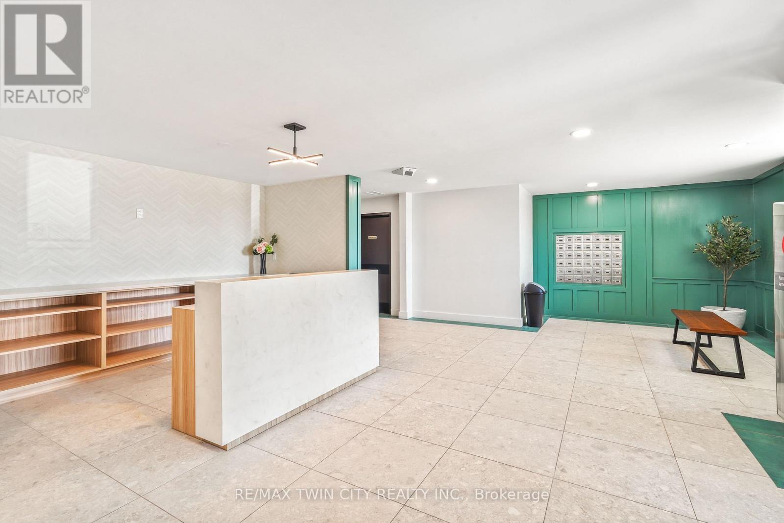 Property at 301 - 421 FAIRVIEW DRIVE image 5