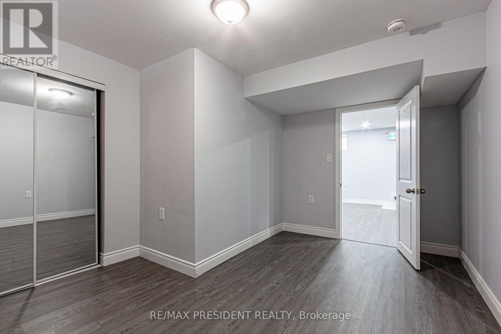 259 Winterberry Drive, Hamilton, Ontario  L8J 0J5 - Photo 39 - X12059482