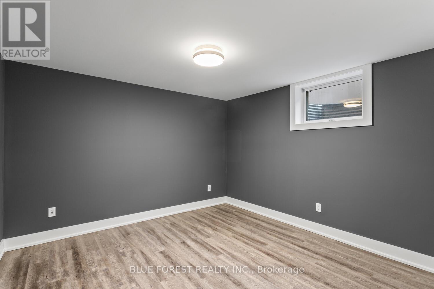 Photo 41 of 50 for 248 Burnside Drive