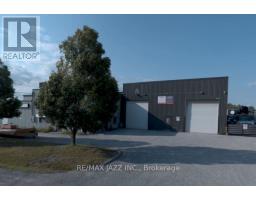 524 WATSON STREET E, Whitby, Ontario