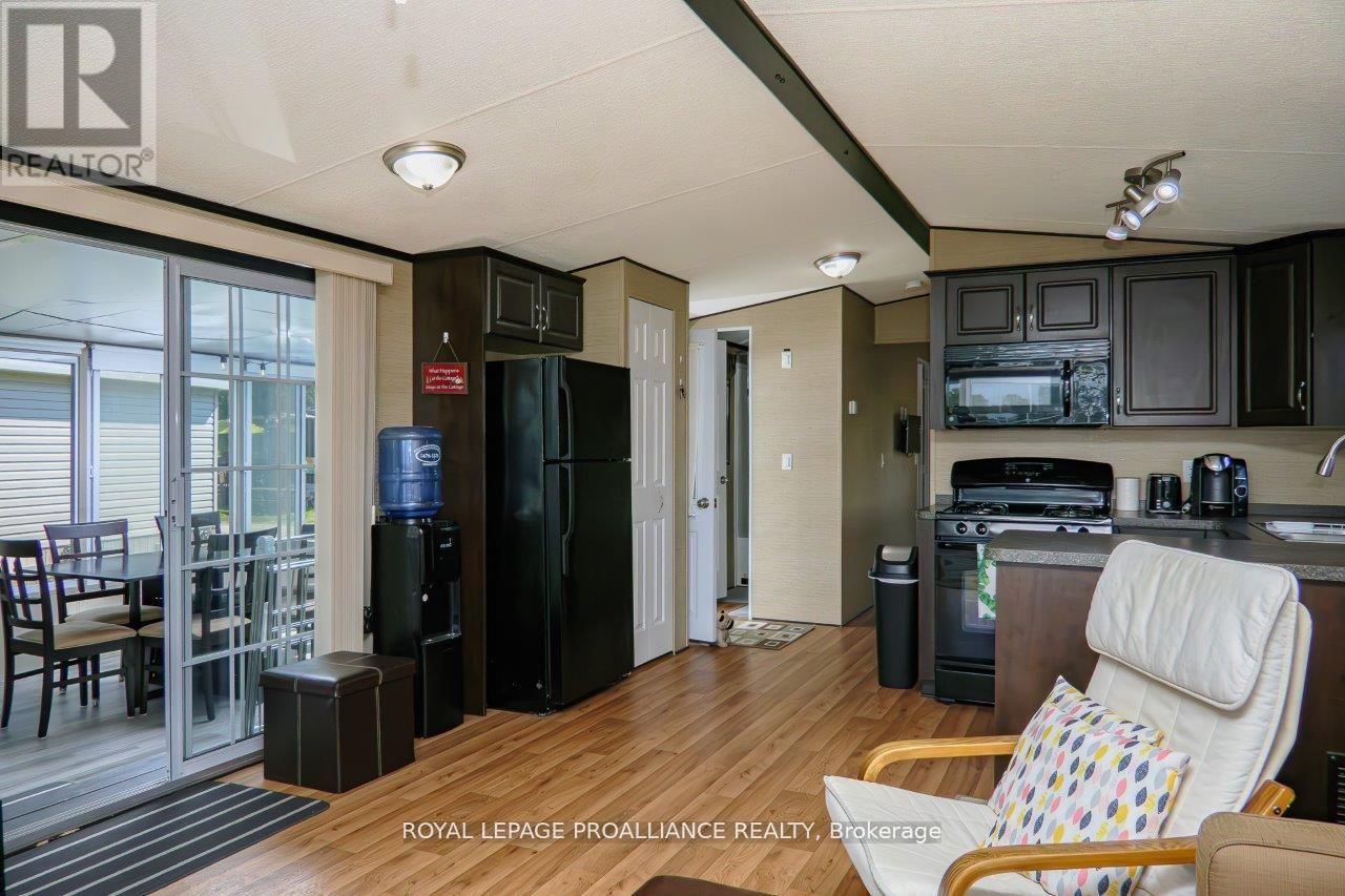 486 Cty Rd 18 - 3 Beachview Lane, Prince Edward County, Ontario  K0K 1P0 - Photo 21 - X12059579